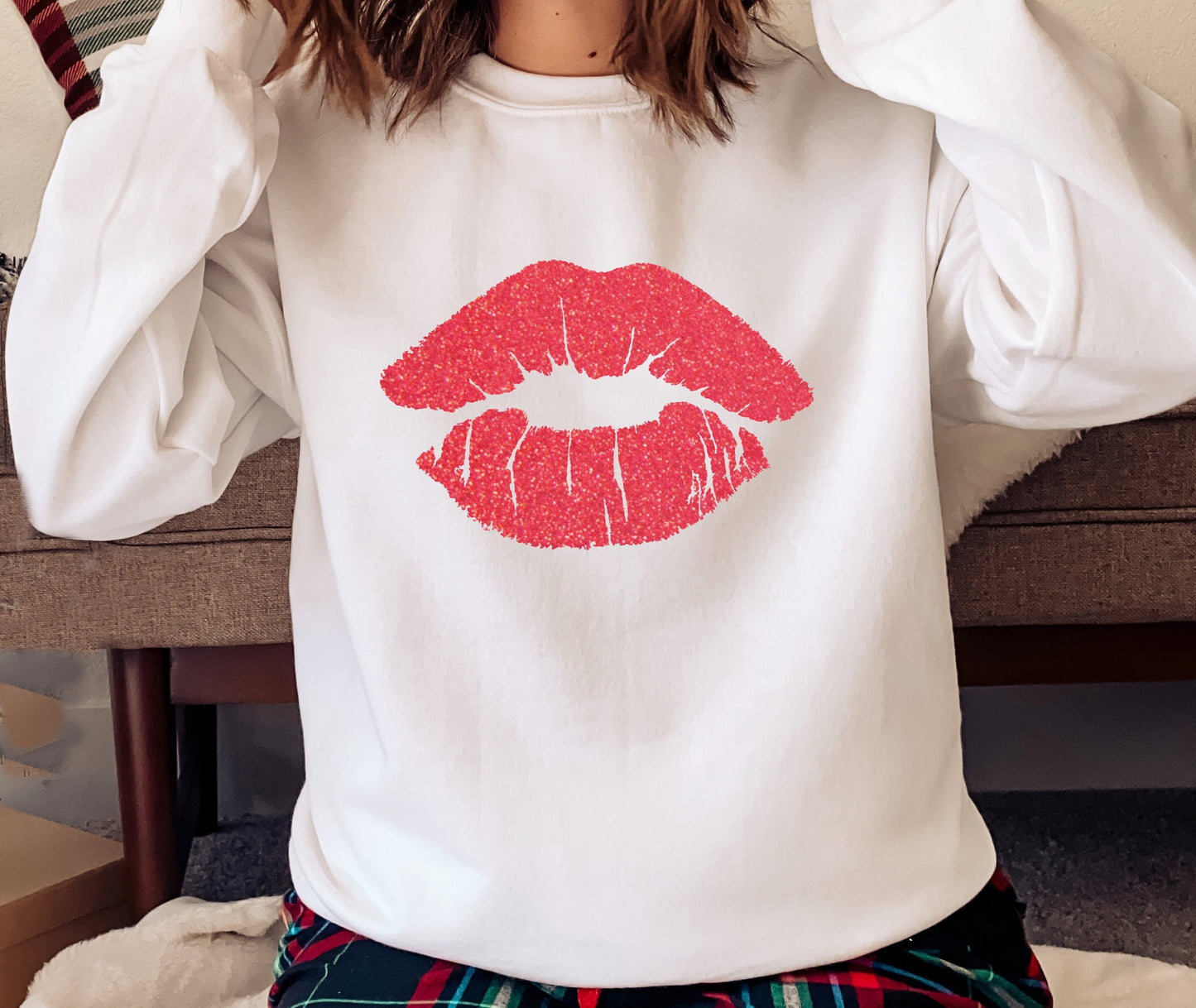 Red Glitter Lips White Sweatshirt RX301 Jumper Sweater Valentine Kiss